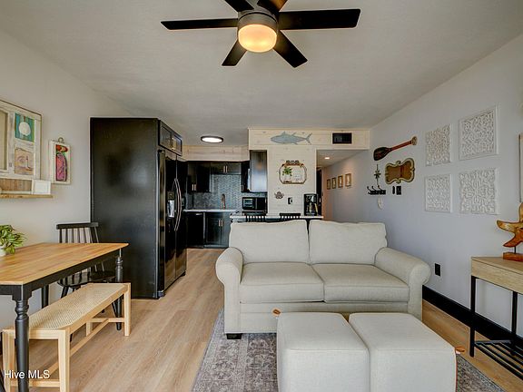 2nd image of 1822 New River Inlet Road Unit 1213a