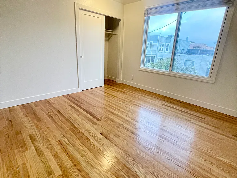 1730 Filbert St #204 — Photo 4