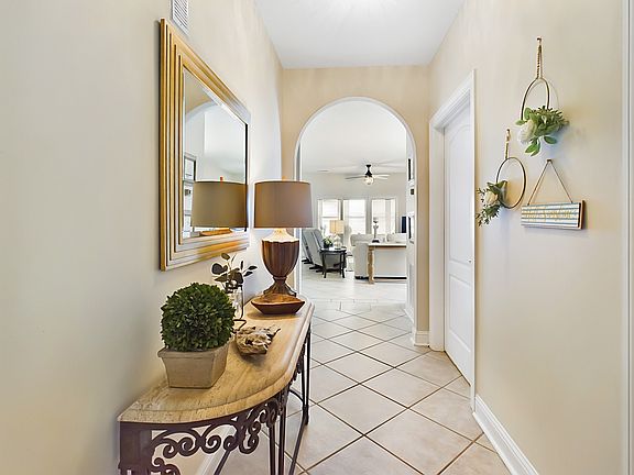 3rd image of 618 Moon Bay Dr #6