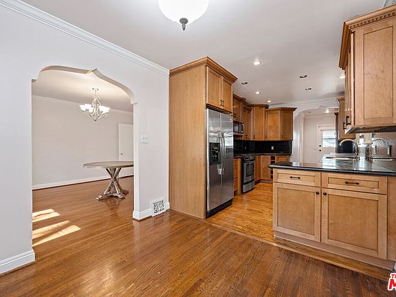 4th image of 456 Smithwood Dr
