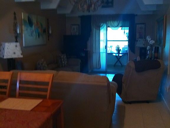 3rd image of 111 Club Cir