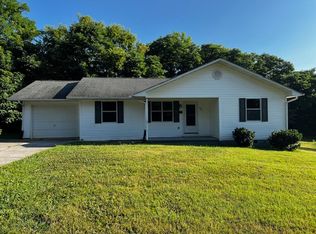 702 Pearson Springs Rd, Maryville, TN 37803