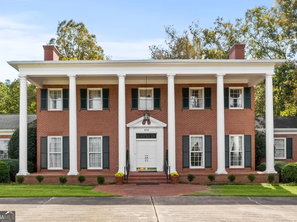 615 Pinecrest Dr, Manchester, GA 31816