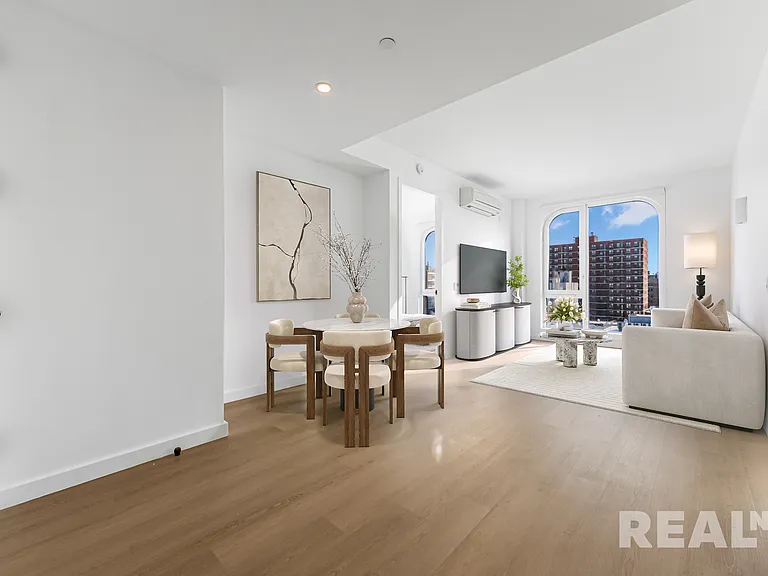 953 Dean St #910 — Photo 3