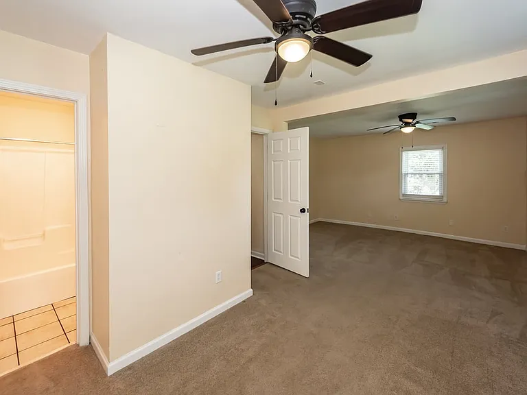 2126 State Rd — Photo 34