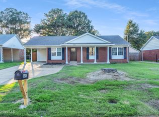 8493 Cedarbrush Dr, Southaven, MS 38671