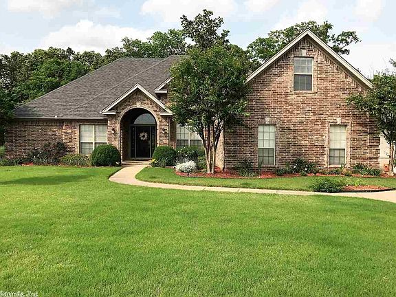 3rd image of 225 Maranes Cir