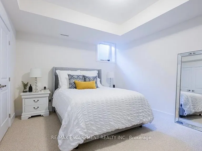 261 Skinner Rd #14 — Photo 7