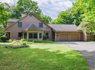 620 Holt Rd, Webster, NY 14580