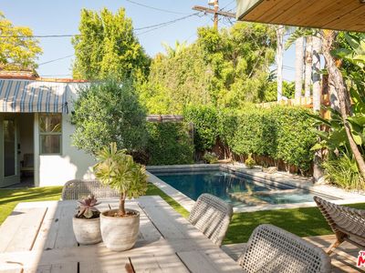 8215 Clinton St, Los Angeles, CA, 90048