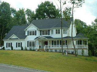2 Danielle Dr, Goshen, NY 10924