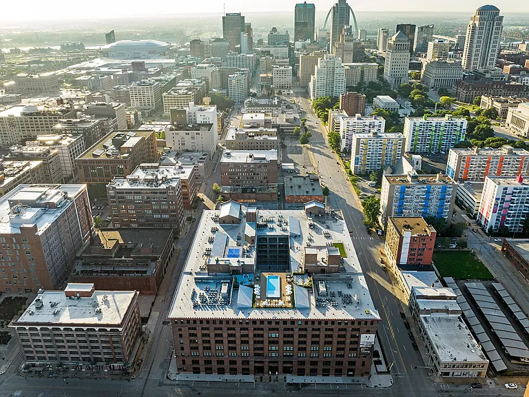 The Victor Luxury Apartments — Photo 44
