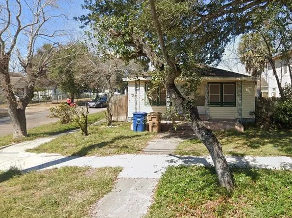 1724 Craig St, Corpus Christi, TX 78404