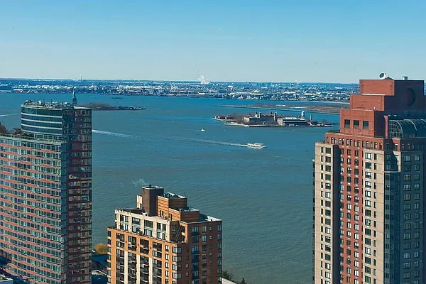 Rented by Carini Group | media 15