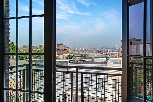 Rented by EXR | media 1