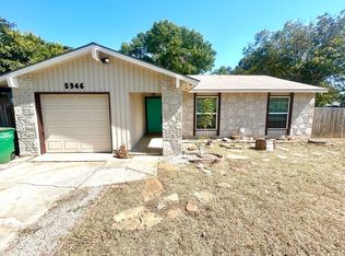 5946 Cliff Rock Dr, San Antonio, TX 78250