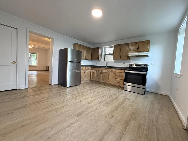 1414 Linden St — Photo 8