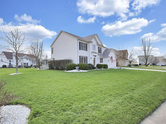 4th image of 105 Blaine Ct