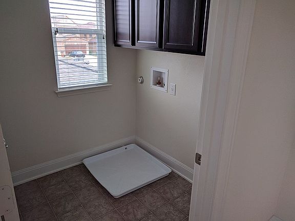 5th image of 10913 Kirkland Hill Path