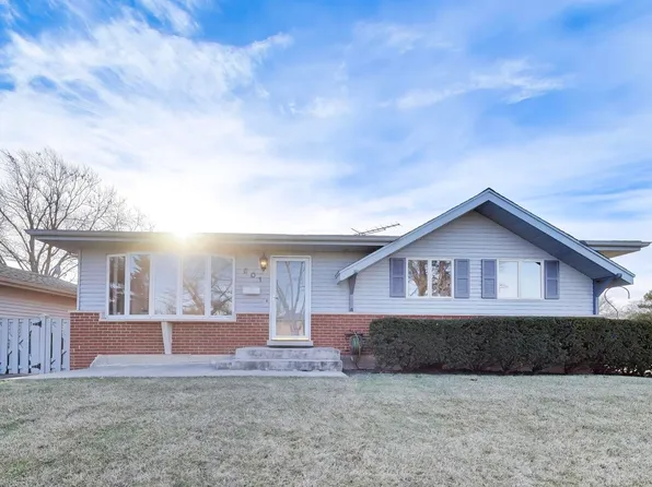 601 E Hackberry Ln, Mount Prospect, IL 60056