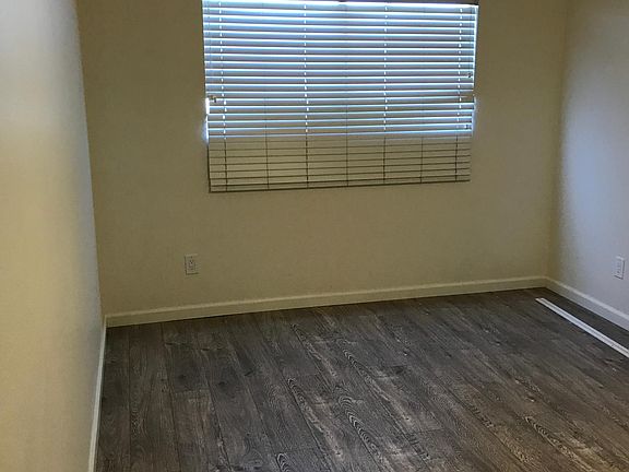 Master bed room