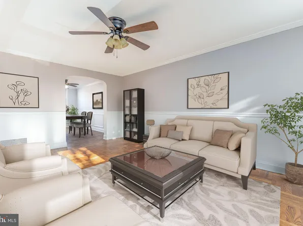 2207 Windsor Ave, Drexel Hill, PA 19026