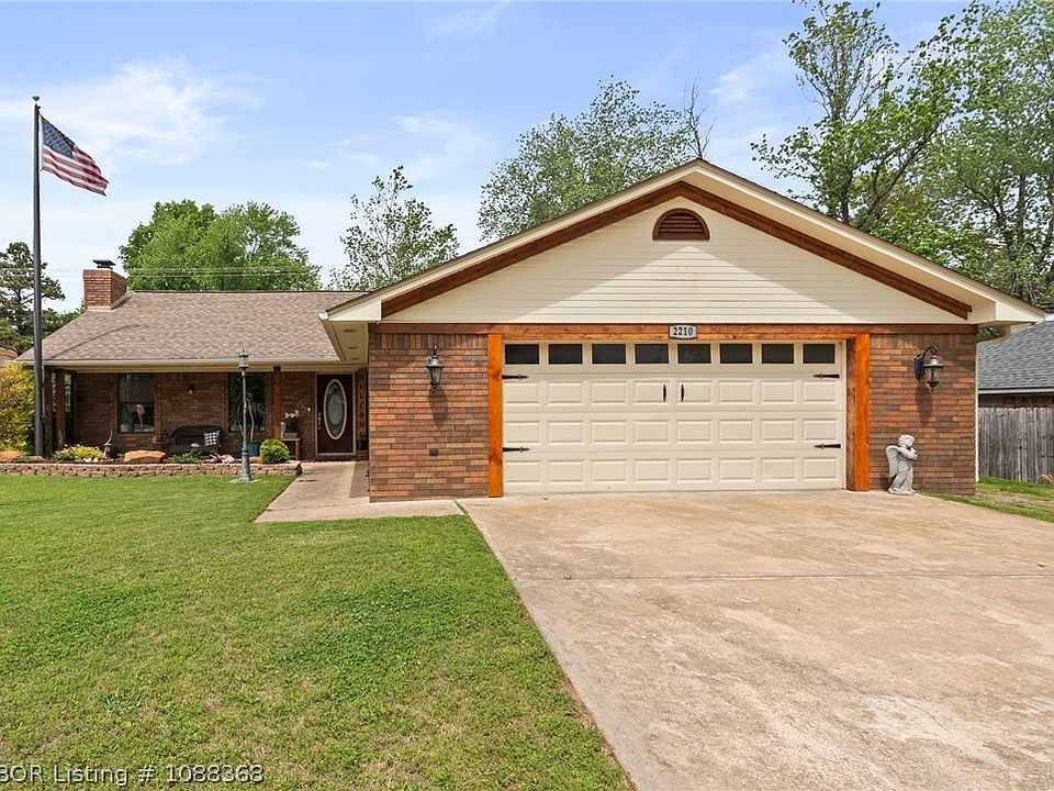 1st image of 2210 Breckenridge Ter