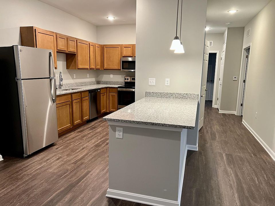 Kitchen/Hallway on 1st floor in 1 Bedroom Standard