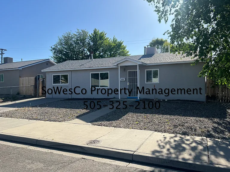 1806 N Cochiti Ave — Photo 1