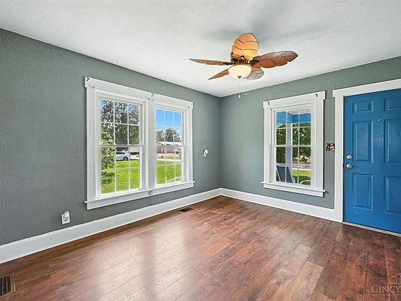 3rd image of 306 Woodward St