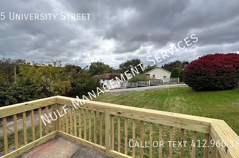 205 University St — Photo 6