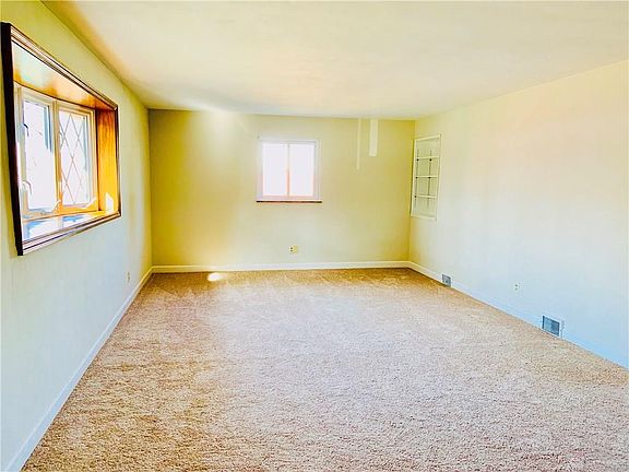 4th image of 3108 Rushland Dr