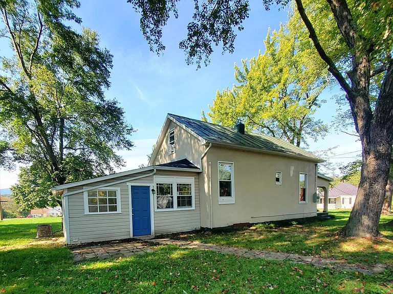 398 Catlett Mountain Rd — Photo 3