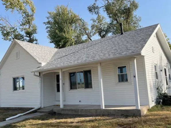 73 Broad St, Greenwood, NE 68366
