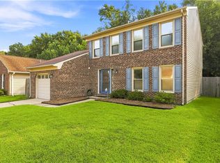 1913 Shepherds Gate, Chesapeake, VA 23320