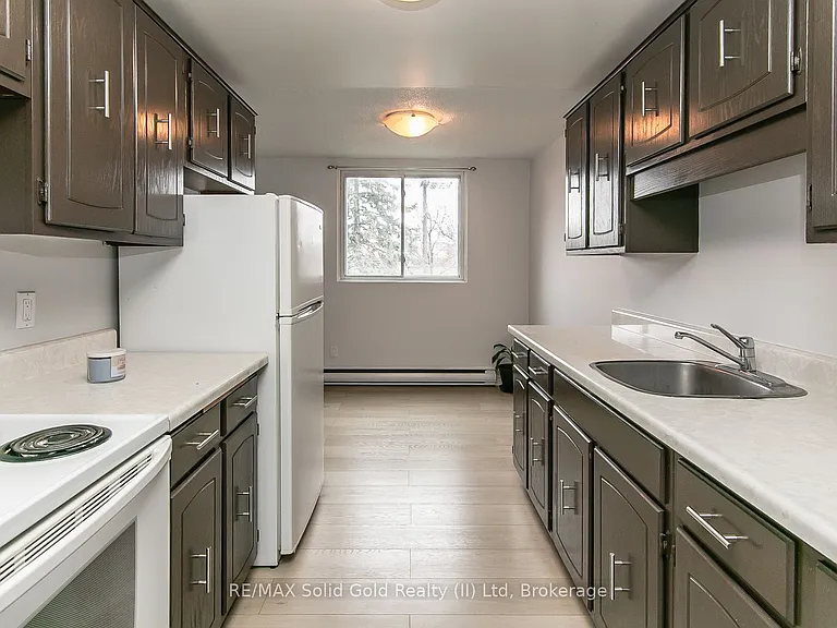4 Avalon Pl #308 — Photo 10