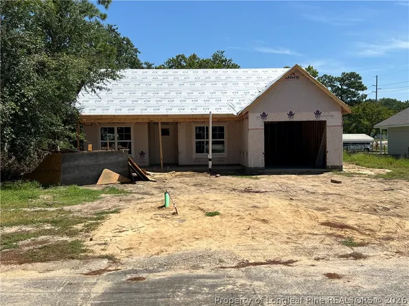 2622 Lone Pine Dr, Fayetteville, NC 28306