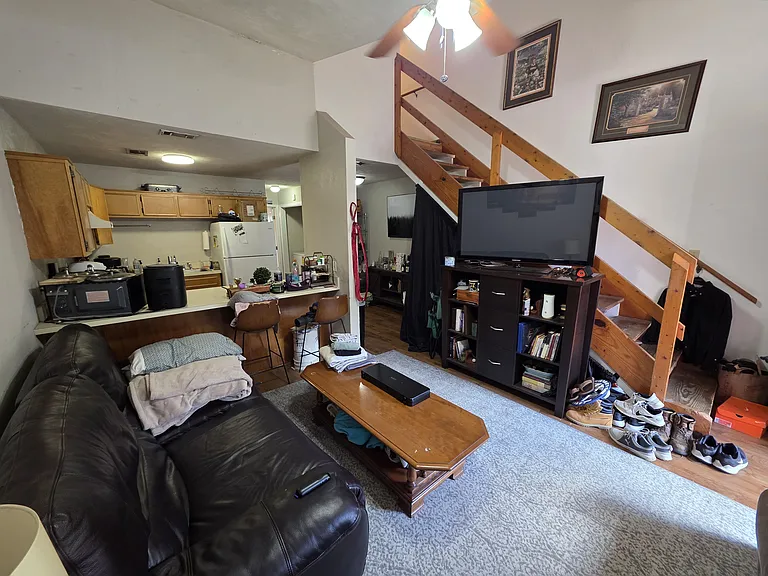 1331 Warrior Way — Photo 10