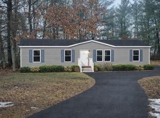 8650 Paw Paw Trl, Howard City, MI 49329