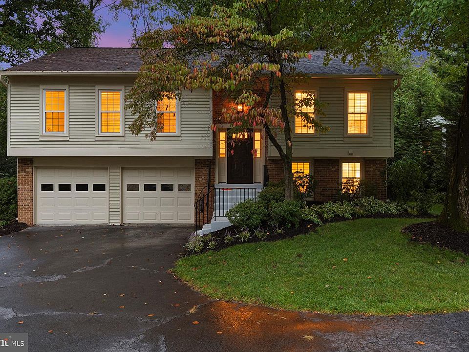 1st image of 6101 Dory Landing Ct