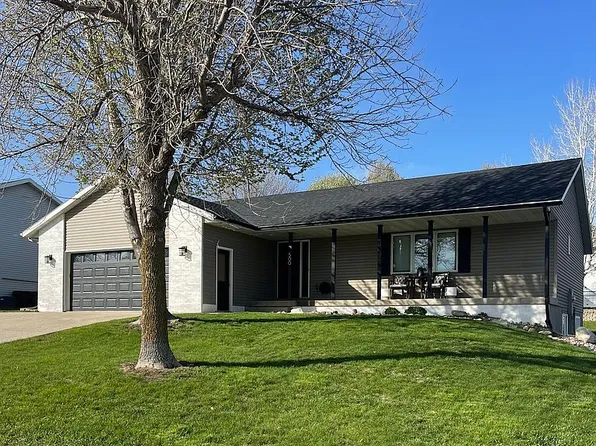 500 Ely Dr, Carroll, IA 51401