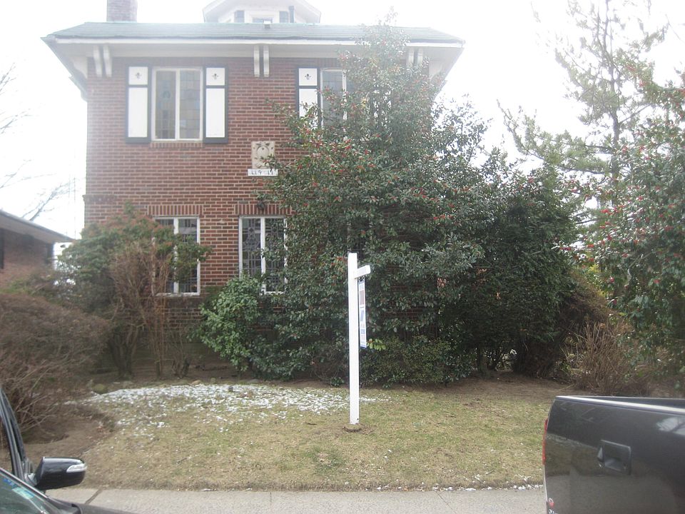 1st image of 11911 83rd Ave