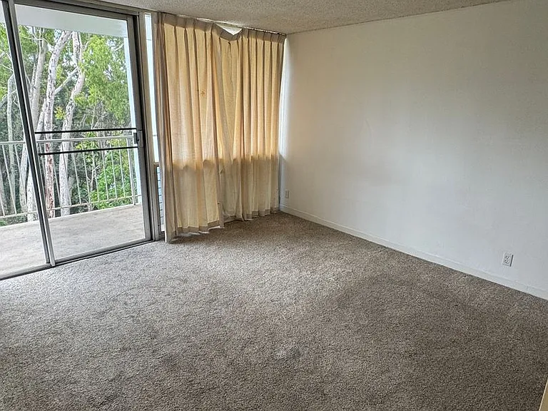 1600 Wilikina Dr #B606 — Photo 9