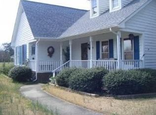 1618 Old Vander Rd, Fayetteville, NC 28312