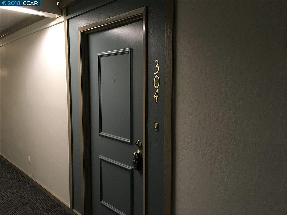 1st image of 460 N Civic Dr APT 304