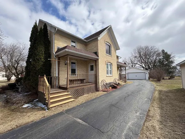 104 E Park St, Bonduel, WI 54107