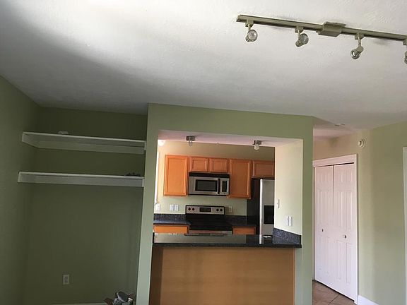 3rd image of 4602 Cleveland Ave
