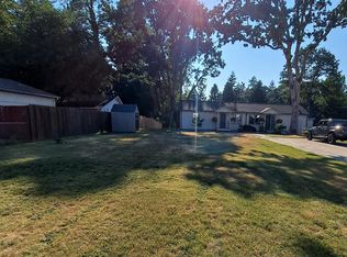 11904 Terry Lake Rd SW #A, Lakewood, WA 98498