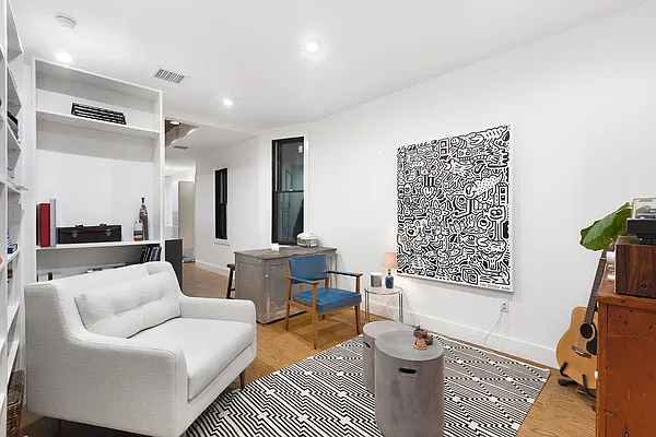 Rented by MNS | media 23