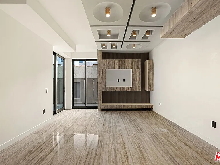 1021 N Ogden Dr #2 — Photo 7